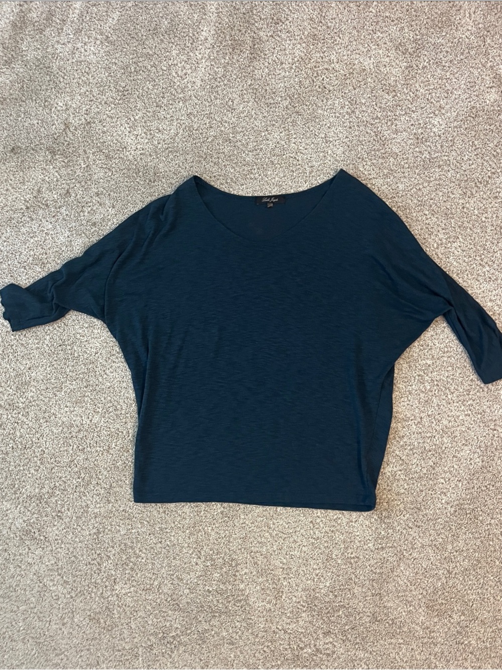 Layla Jade Dolman Lightweight V-Neck Sweater - Medium